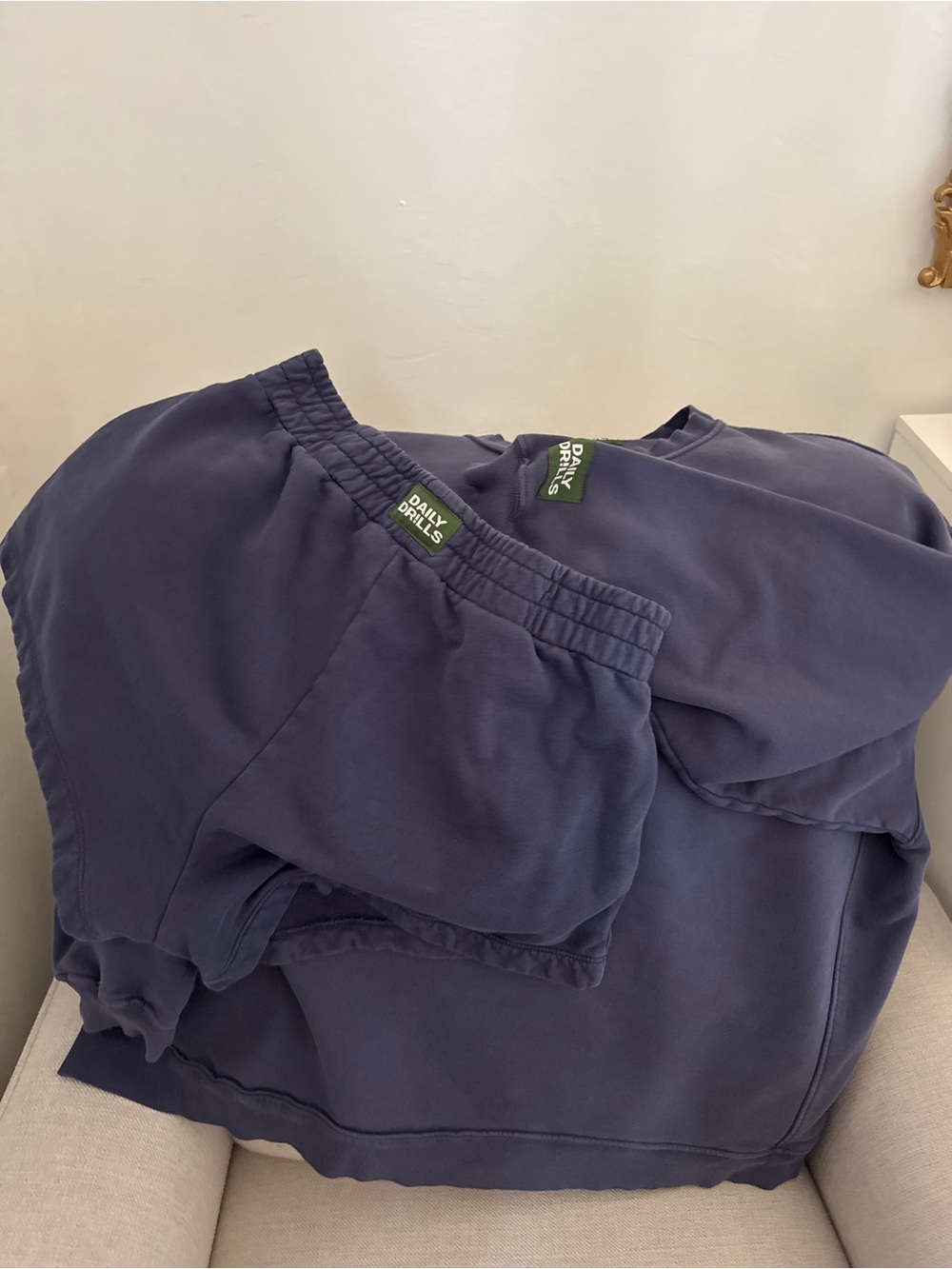 Daily Drills Navy Crewneck Pullover with Green Sleeve Tag size M/L